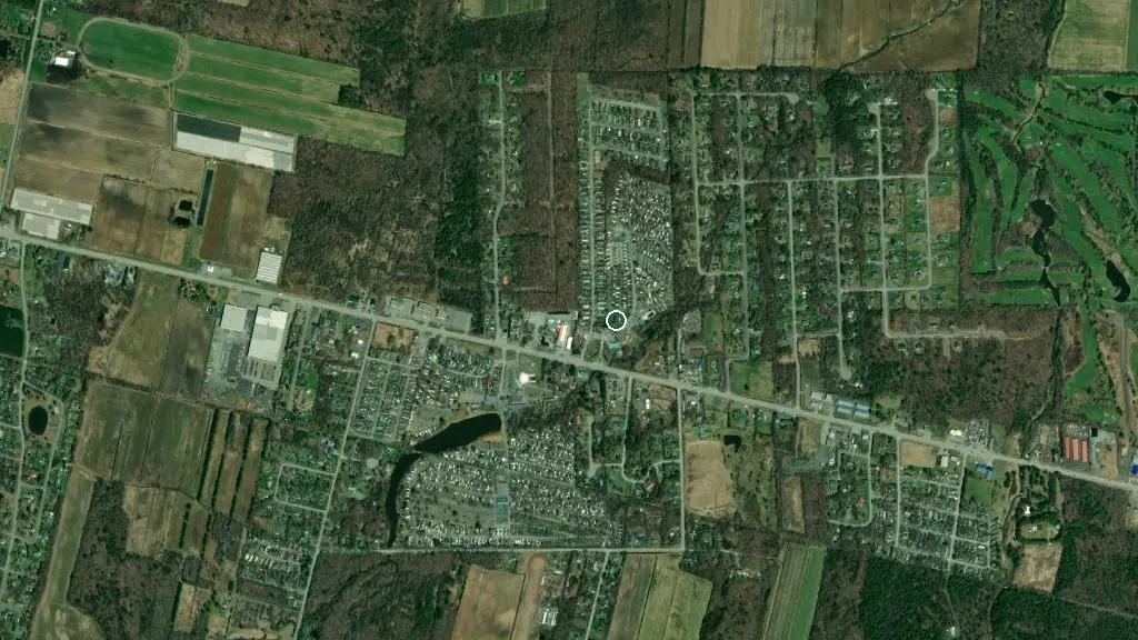Aerial view of Camping Bon-Jour and surroundings