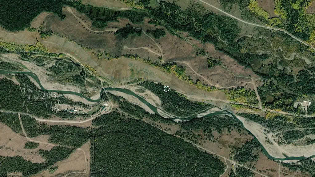 Aerial view of Red Deer River North Campground and surroundings