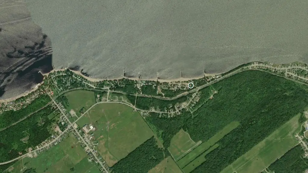 Aerial view of Assi-Nipi Écohébergement and surroundings