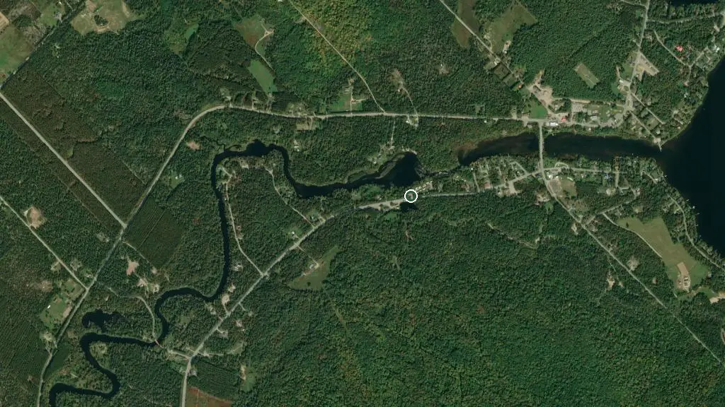 Aerial view of Camping Victoria and surroundings