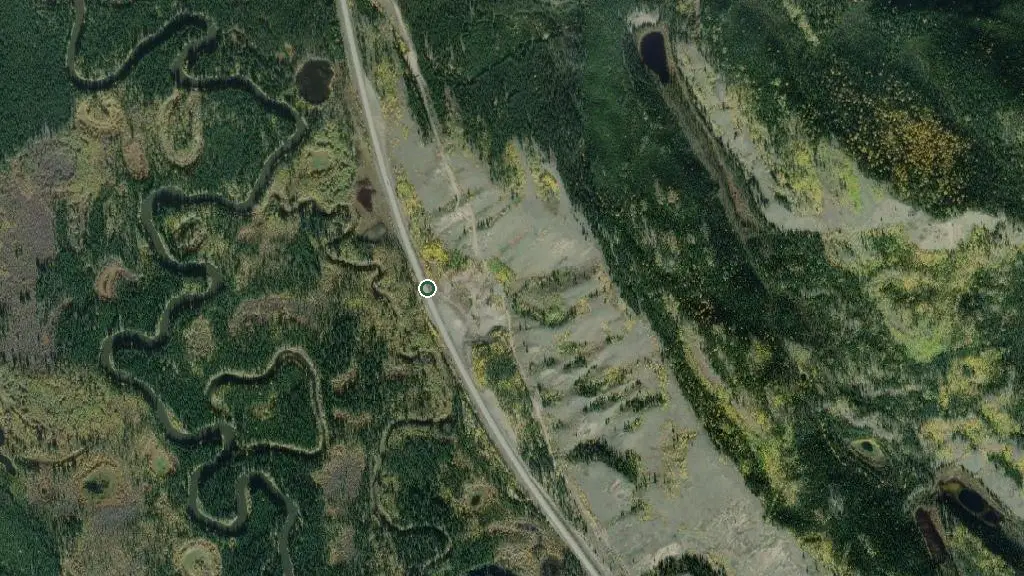 Aerial view of Klondike River Lodge and surroundings