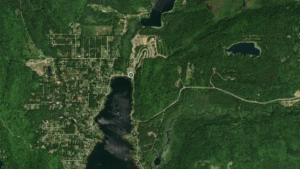Aerial view of Camping au Lac Schryer and surroundings