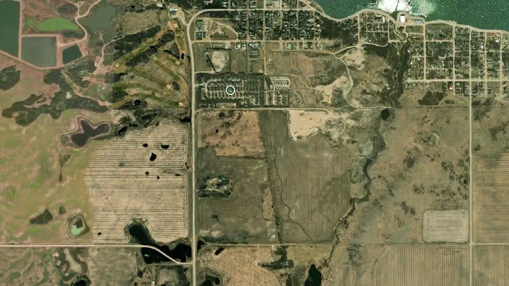 Aerial view of Manitou & District Regional Park and surroundings