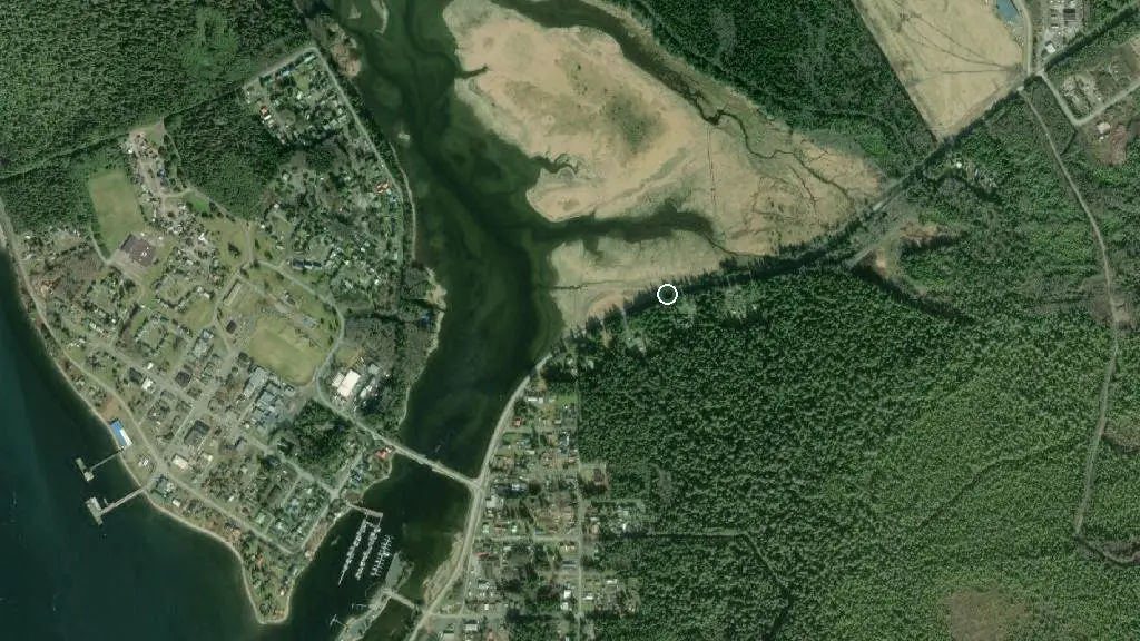 Aerial view of Hidden Island RV & Campground and surroundings