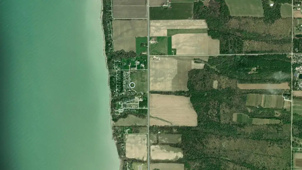 Aerial view of Lighthouse Cove Tent & Trailer Park and surroundings