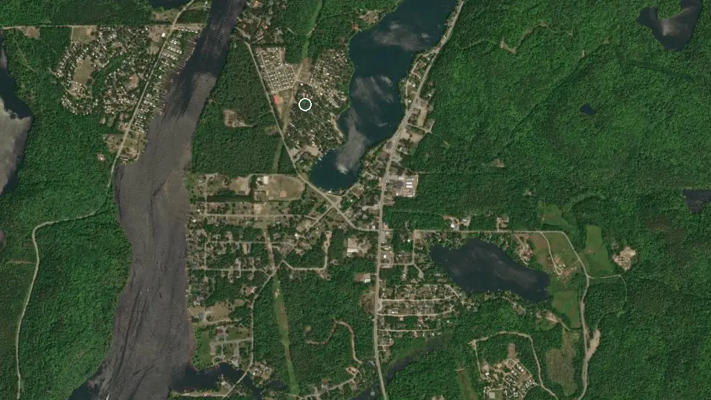 Aerial view of Camp Green Lake - Gatineau and surroundings