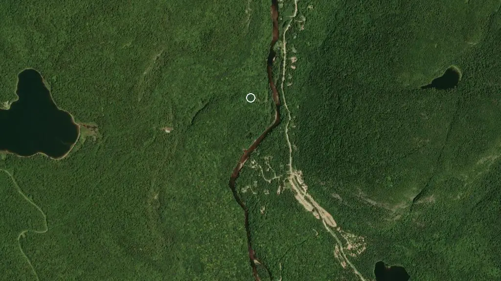 Aerial view of Le Repère and surroundings