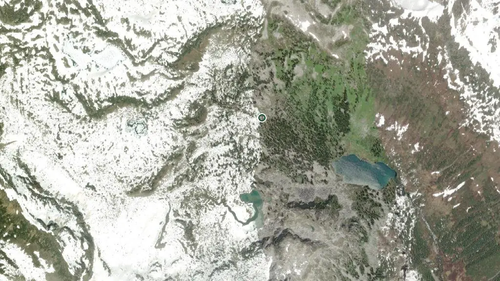 Aerial view of Wendy Thompson Hut (Whistler Section) and surroundings