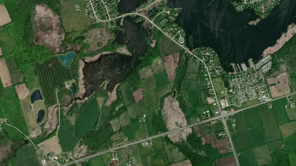 Aerial view of Lancaster Cottage & Trailer Resort and surroundings