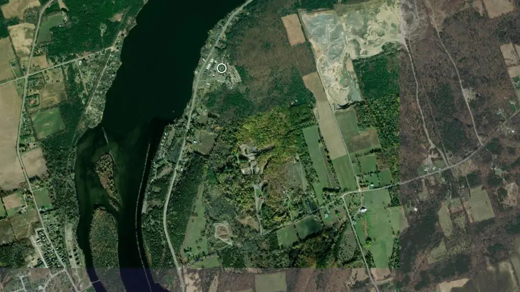 Aerial view of Iroquois Park and surroundings