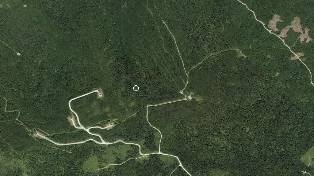 Aerial view of Refuge du Sommet and surroundings