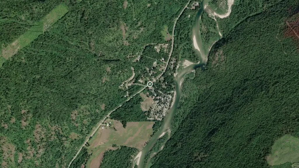 Aerial view of Shuswap Falls RV Resort and surroundings