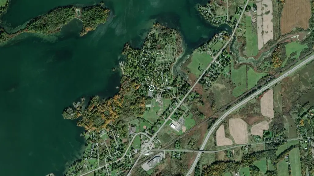 Aerial view of Rideau Acres Campground and surroundings