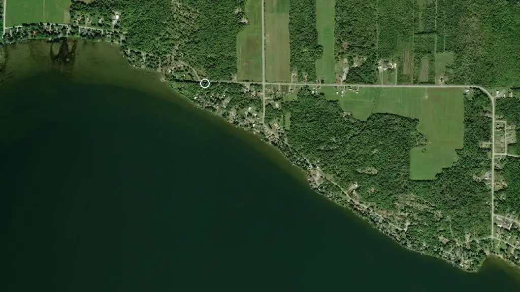Aerial view of Dutrisac Cottages and surroundings