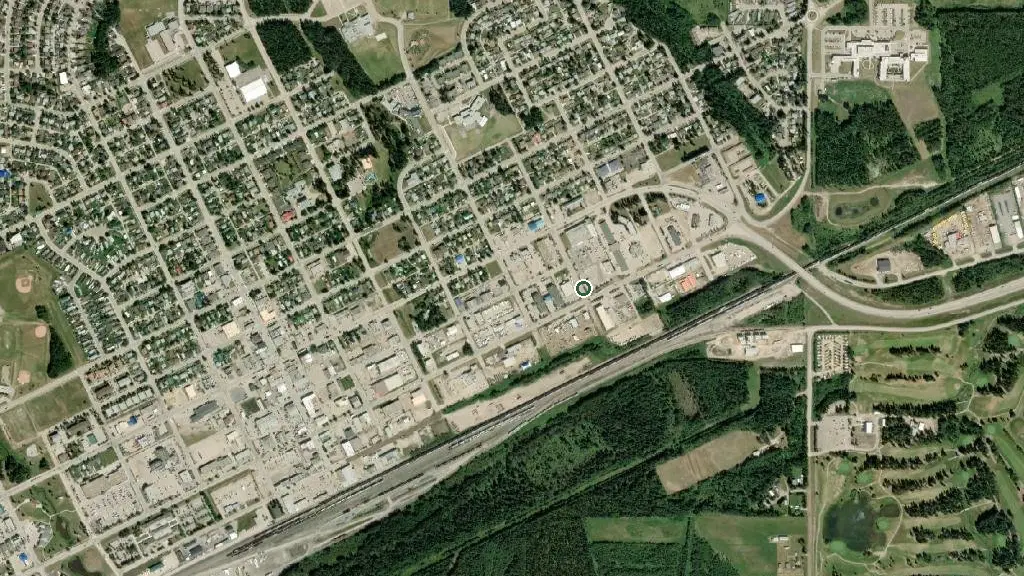 Aerial view of The Rivermount Motel Cafe & Campground and surroundings