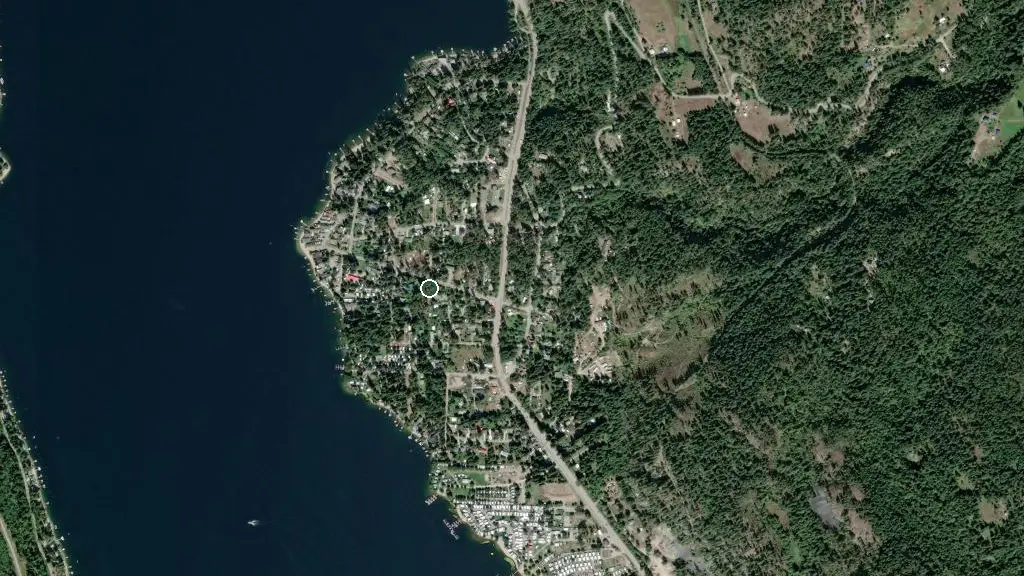 Aerial view of Christina Lake Motor Inn & RV Park and surroundings