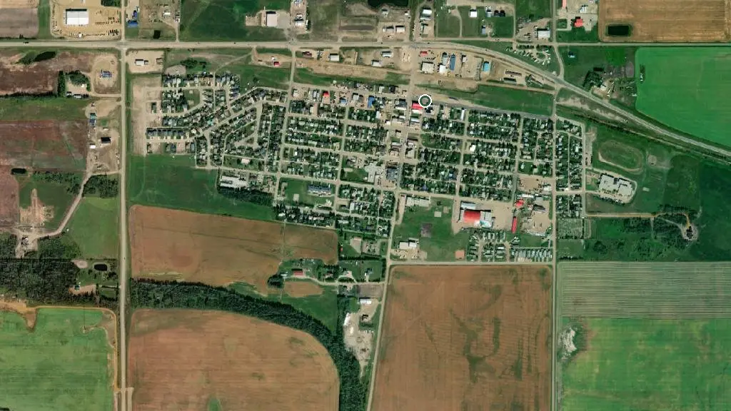 Aerial view of Town of Spirit River Chepi Sepe Park and surroundings