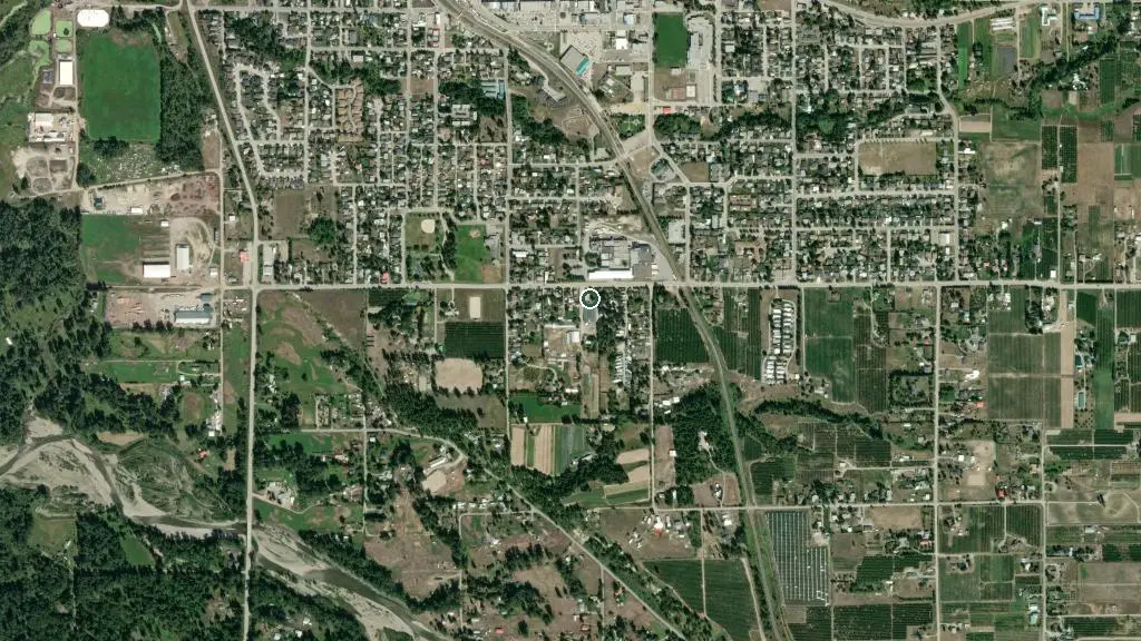 Aerial view of Scotties RV Park & Campground and surroundings