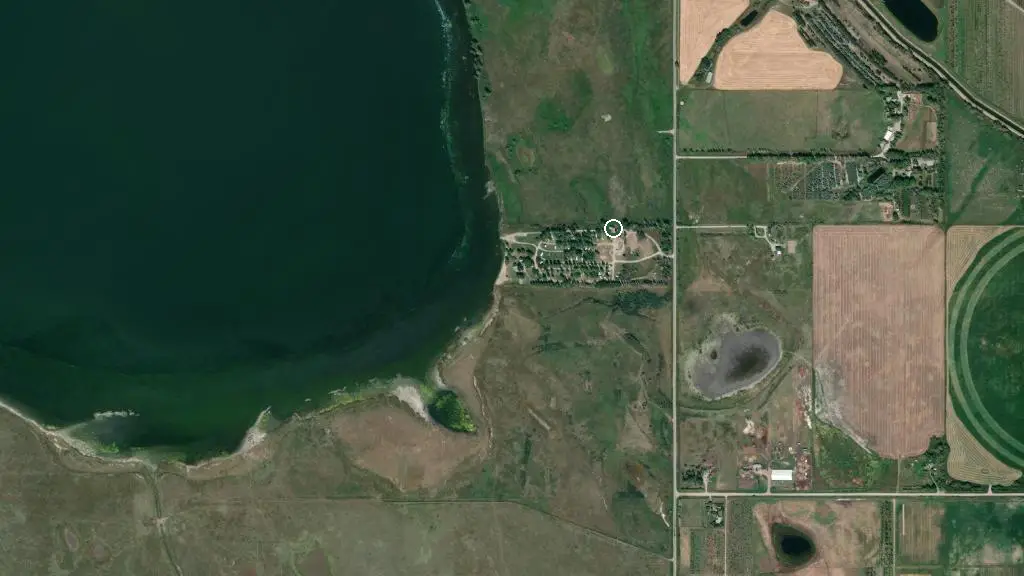 Aerial view of Wheatland Shores Campground and surroundings