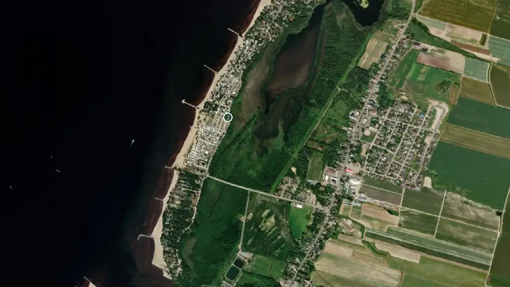Aerial view of Camping Municipal Saint-Gédéon and surroundings