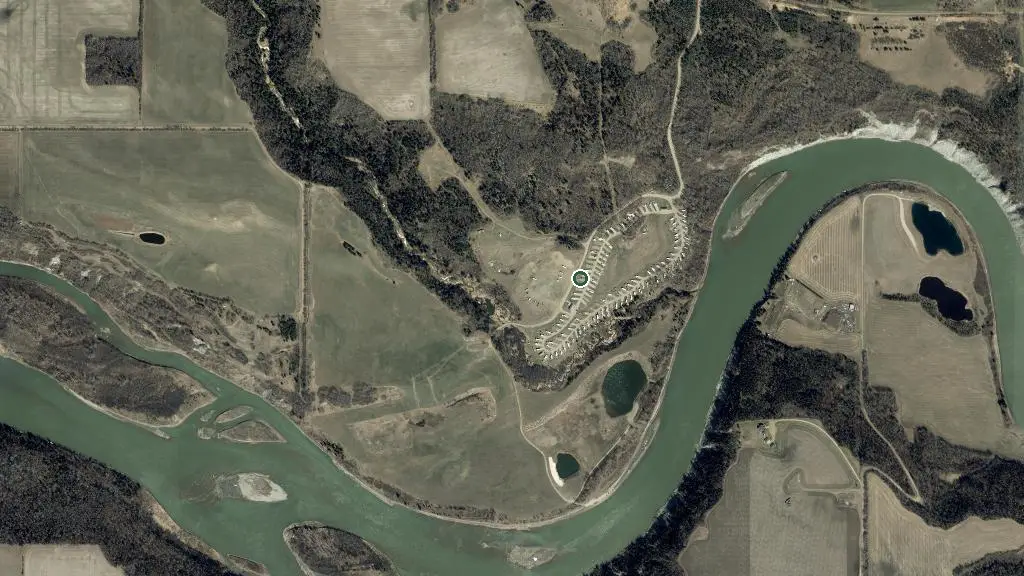 Aerial view of Riverside RV Park at Baileys Crossing and surroundings