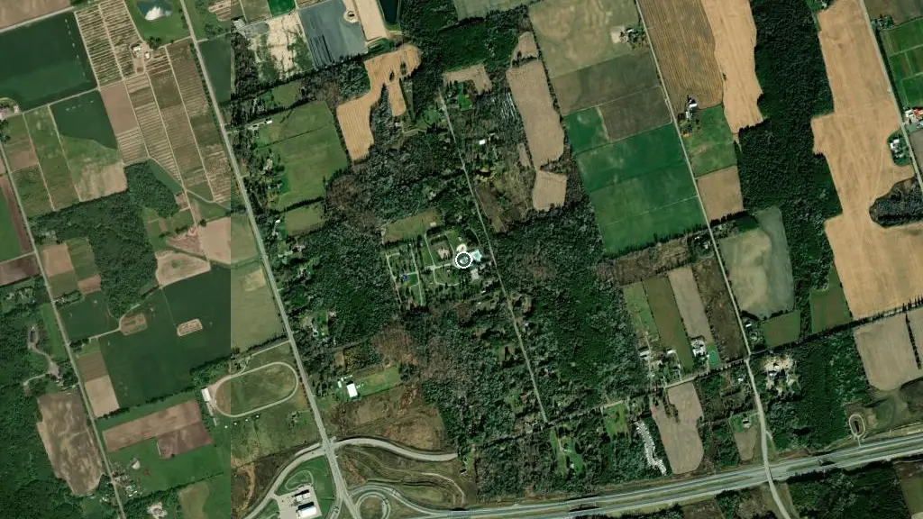 Aerial view of Cedar Park Resort and surroundings