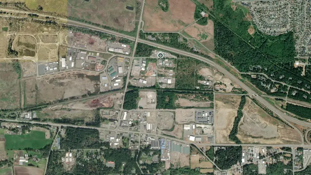 Aerial view of Parksville Boathouse and surroundings