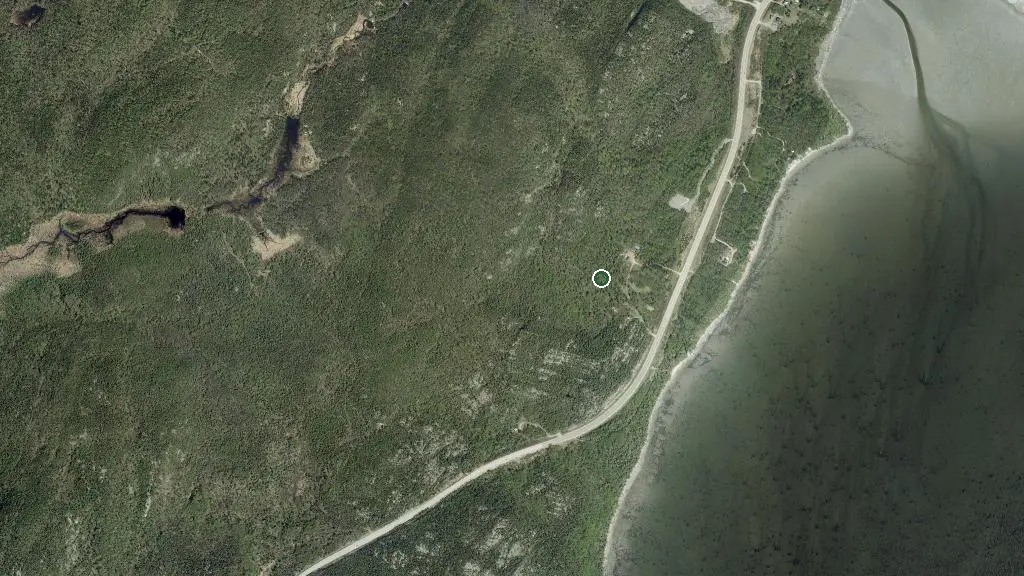 Aerial view of Refuge de la Pointe and surroundings