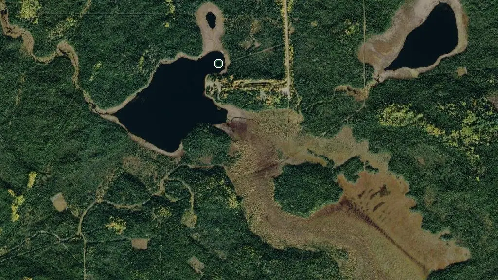 Aerial view of Maqua Lake Provincial Recreation Area and surroundings