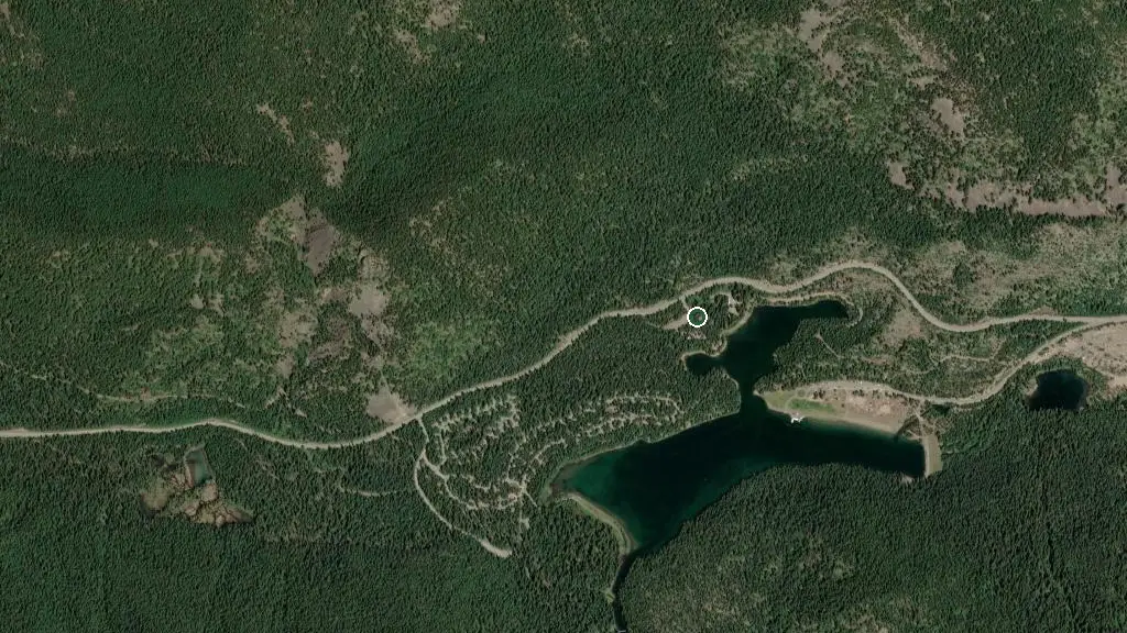 Aerial view of Lone Duck campground 1 and surroundings