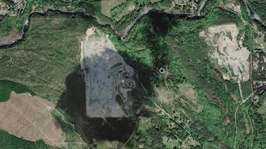 Aerial view of Mountainaire Campground & RV Park and surroundings