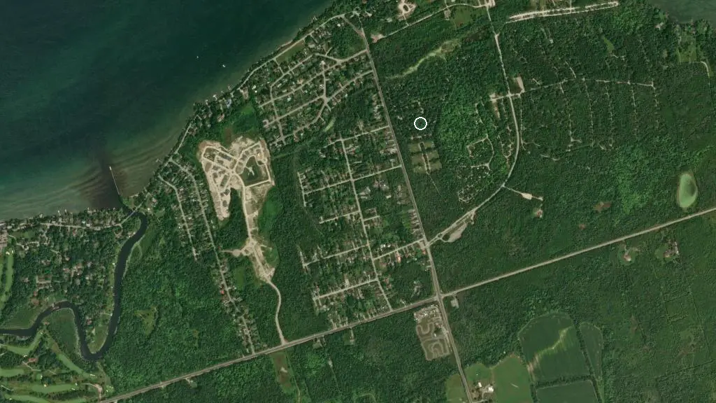 Aerial view of Sibbald Point - Meadowlands Campground and surroundings