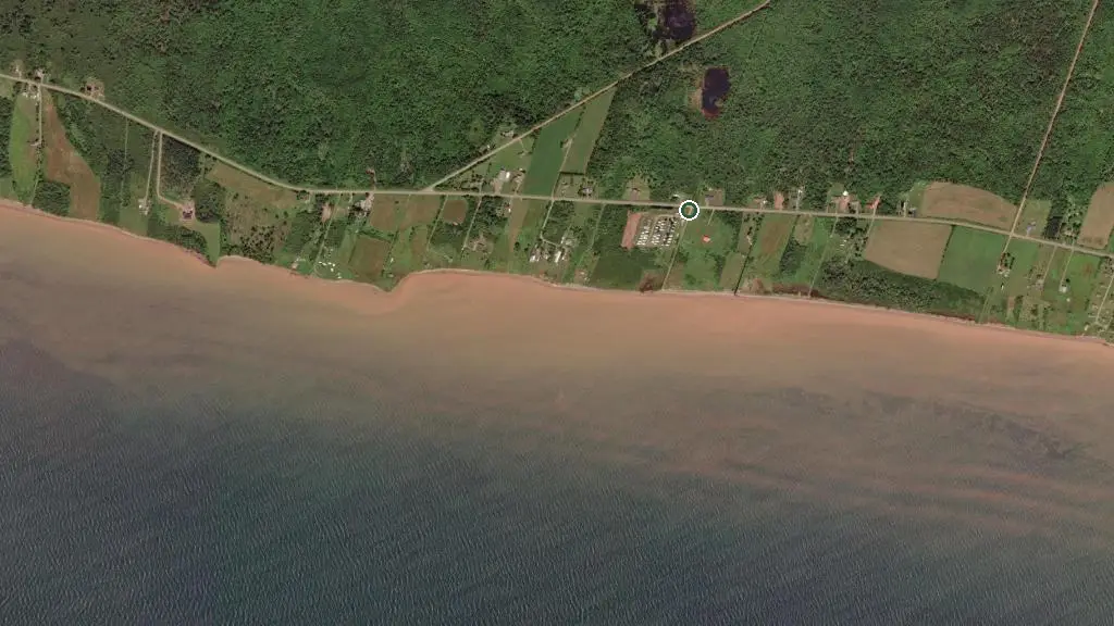 Aerial view of Moonlight Camping/Au Clair d'La Lune and surroundings