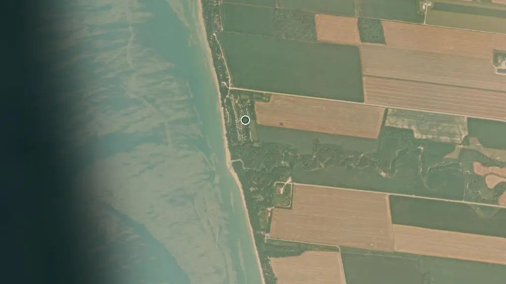 Aerial view of MacKenzie Tent & Trailer Park and surroundings