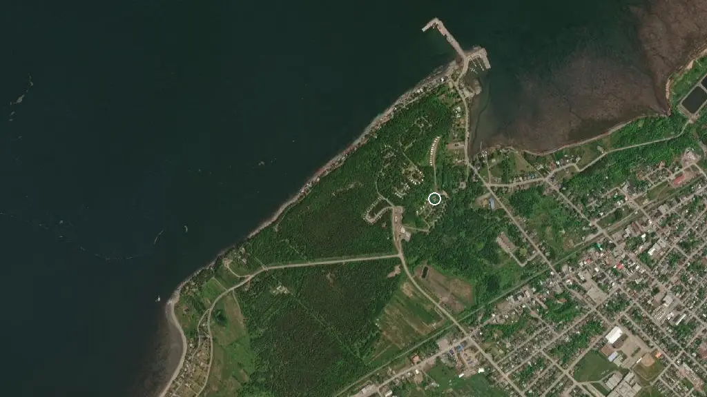 Aerial view of Camping Municipal de Trois-Pistoles and surroundings